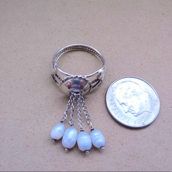 Concho Sterling Silver + Pearl Tassel Ring - Picture 4 of 4